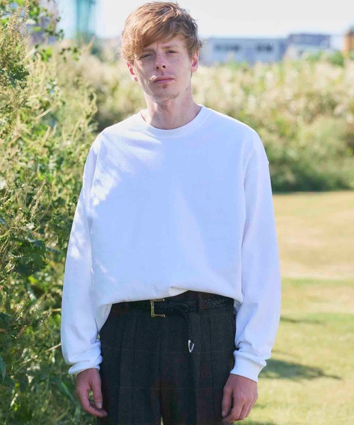 United Athle(ユナイテッドアスレ)の「9.1オンス マグナムウェイト ビッグシルエット ロングスリーブ Tシャツ(2.1インチリブ)442201(Tシャツ/カットソー・メンズ・ホワイト/ブラック/グレー/カーキ・LARGE/X-LARGE)」の9枚目の写真