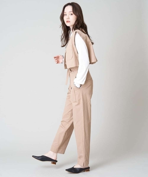 A de a.v.v(アードアー・ヴェ・ヴェ)の「ベルト付きハイウエストストレートパンツ(その他パンツ・レディース・ブラック/ベージュ・38/36)」の3枚目の写真