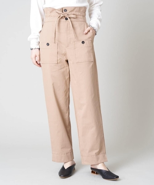 A de a.v.v(アードアー・ヴェ・ヴェ)の「ベルト付きハイウエストストレートパンツ(その他パンツ・レディース・ブラック/ベージュ・38/36)」の11枚目の写真