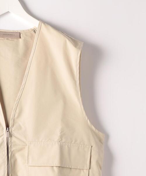 FOG ESSENTIALS(エフオージーエッセンシャルズ)の「<FEAR OF GOD ESSENTIALS> WORK VEST/ベスト(ベスト・メンズ・ナチュラル/ブラック・S/M)」の4枚目の写真