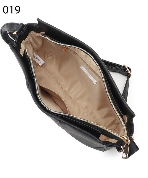 SHOO・LA・RUE(シューラルー)の「◆フェイクレザーキルティングショルダー(ショルダーバッグ・レディース・アイボリー/ブラック/ワインレッド・00)」の10枚目の写真