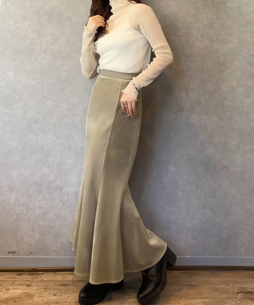 junoah（ジュノア）の「ベロアマーメイドスカート（スカート・レディース・モカ/ライトベージュ/ピンク系その他/ブラック・MEDIUM/LARGE/X-LARGE）」の3枚目の写真