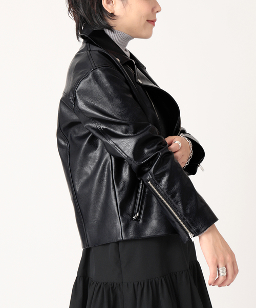 B.C STOCK（ベーセーストック）の「ビーガンレザーWライダース（ライダースジャケット・レディース・ブラック/ベージュ・FREE）」の16枚目の写真