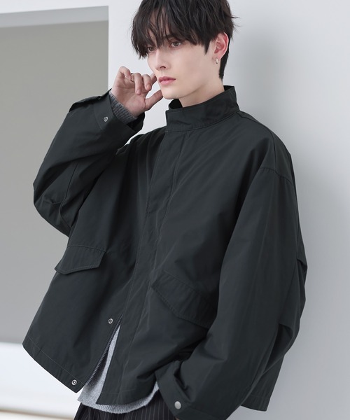 ASTRONOMY(アストロノミー)の「ビッグシルエットドロップショルダーショートモッズブルゾンM-65 タフタ/合成皮革/デニム(ブルゾン・メンズ・アイボリー/カーキ/チャコールグレー/ブラック/ブラウン/ブルー/ライトベージュ/ブラウン系その他/ホワイト系その他/カーキオリーブ/ブラック系その他/カーキブラウン/ブルー系/ブラック系・S/M/L/XL)」の18枚目の写真