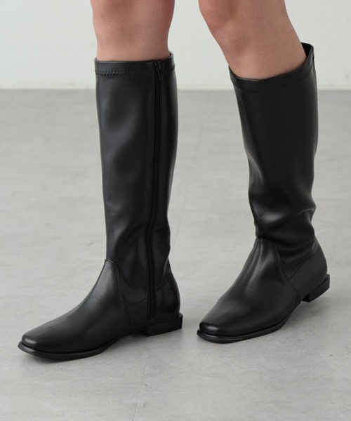 OUVRAGE CLASSE（ウヴラージュクラス）の「フラットソールロングブーツ（ブーツ・レディース・ブラック/ベージュ・MEDIUM/LARGE）」の9枚目の写真