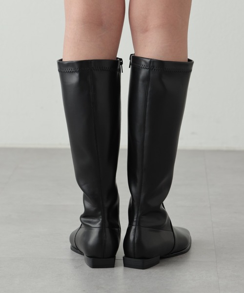 OUVRAGE CLASSE（ウヴラージュクラス）の「フラットソールロングブーツ（ブーツ・レディース・ブラック/ベージュ・MEDIUM/LARGE）」の10枚目の写真