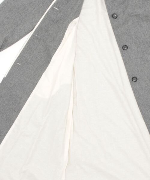 MidiUmi（ミディウミ）の「MidiUmi リサイクルウールステンカラーフレアコート（ステンカラーコート・レディース・グレー・FREE）」の2枚目の写真