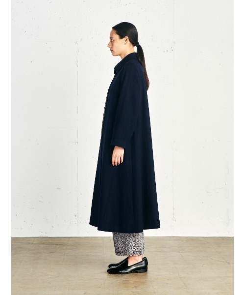 MidiUmi（ミディウミ）の「MidiUmi リサイクルウールステンカラーフレアコート（ステンカラーコート・レディース・グレー・FREE）」の12枚目の写真