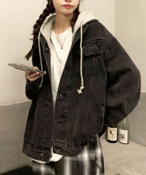 EPICKS（エピックス）の「フード付きデニムジャケット（デニムジャケット・レディース・ブルー/ブラック・M/L）」の4枚目の写真