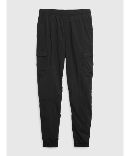 大人上品なおすすめコーデ GAP（ギャップ）の「テック カーゴジョガーパンツ（カーゴパンツ パンツ