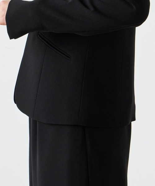 AIMER(エメ)の「【喪服・礼服・WEB限定】Vネックノーカラージャケット・プチハイネックブラウス・ワイドパンツ 3点セット ブラックフォーマルアンサンブル(スーツセット・レディース・ブラック・7号/9号/11号/13号/15号/17号)」の16枚目の写真