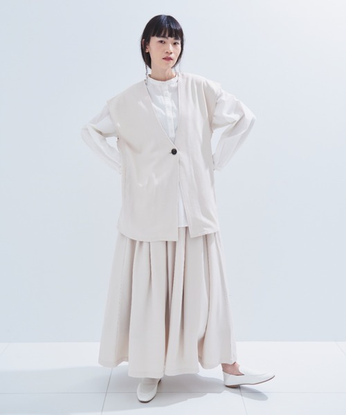 Libra Cue（リブラ キュー）の「ワンボタンベスト（ベスト・レディース・アイボリー/ブラック・FREE）」の4枚目の写真