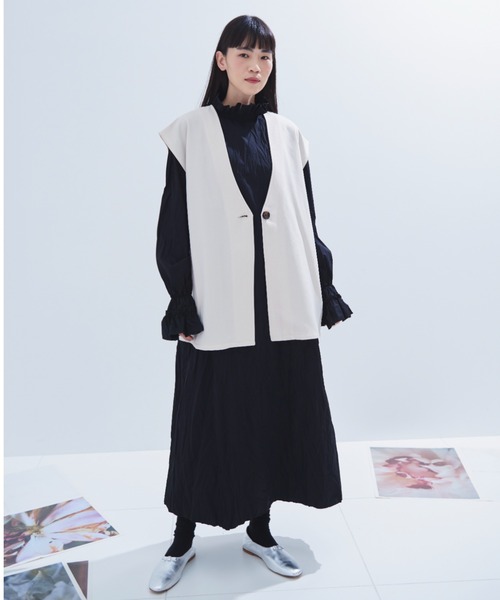 Libra Cue（リブラ キュー）の「ワンボタンベスト（ベスト・レディース・アイボリー/ブラック・FREE）」の9枚目の写真