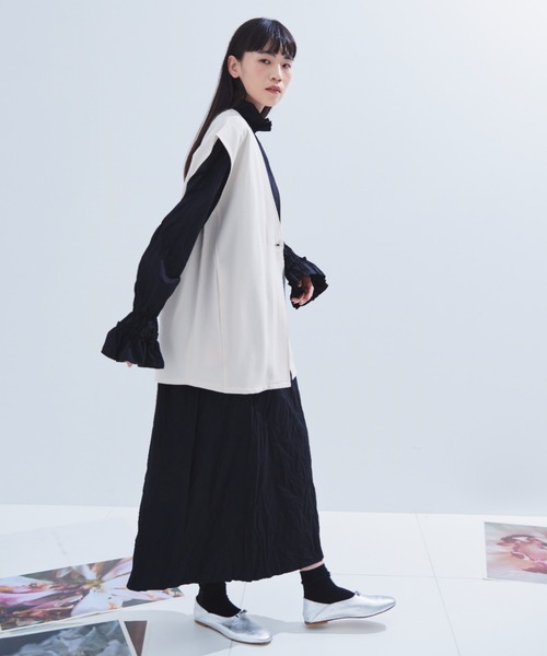 Libra Cue（リブラ キュー）の「ワンボタンベスト（ベスト・レディース・アイボリー/ブラック・FREE）」の10枚目の写真