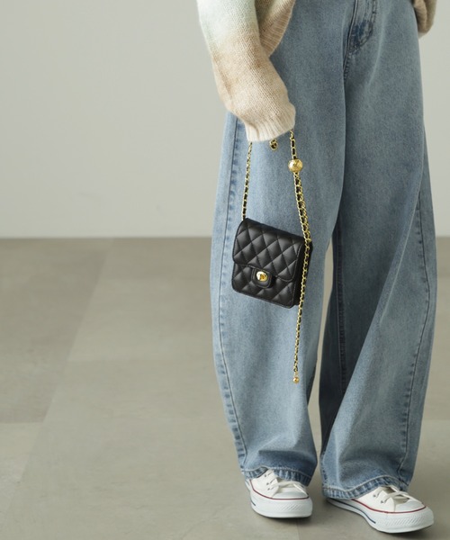 FREE'S MART（フリーズマート）の「◆2Wayキルティングミニバッグ（ショルダーバッグ・レディース・ブラック/ホワイト/イエロー/ブルー・ﾌﾘ-）」の5枚目の写真