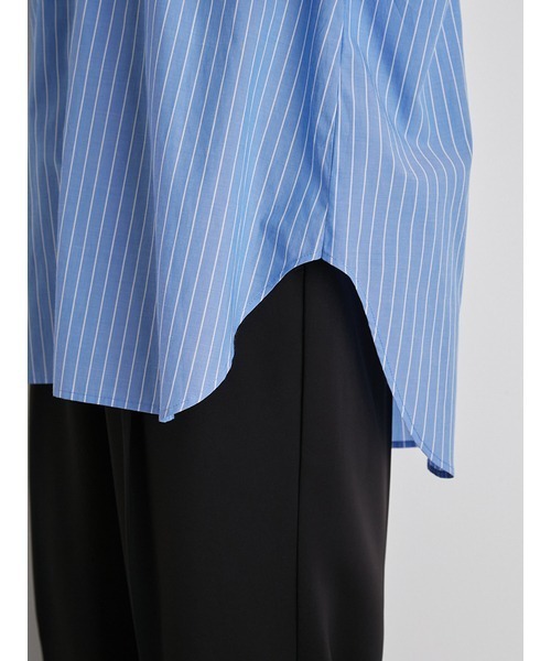 emmi atelier - 【ありさ】emmi atelier バックワーズシャツ emmi（エミ）の「【emmi atelier】バックデザインシャツ（シャツ