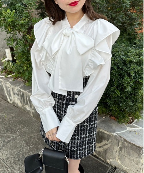 OLIVE des OLIVE（オリーブデオリーブ）の「Bigリボンボウタイブラウス（シャツ/ブラウス・レディース・オフホワイト/サックスブルー/ホワイト・FREE）」の7枚目の写真