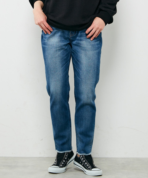MELROSE claire（メルローズ クレール）の「【Healthy denim H.Salt Midrise Tapered】（デニムパンツ・レディース・ライトインディゴブルー/ライトグレー/インディゴブルー・1/4/3/2）」の2枚目の写真