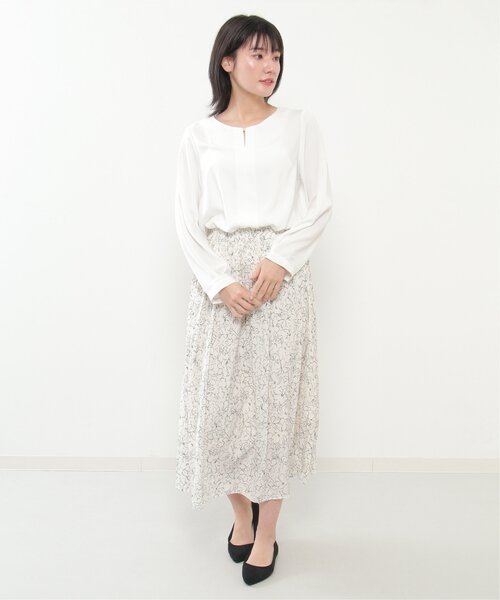 IKKA LOUNGE(イッカラウンジ)の「【洗濯機で洗える】ゴールドパーツブラウス(シャツ/ブラウス・レディース・ライラック/オフホワイト・L/M)」の5枚目の写真