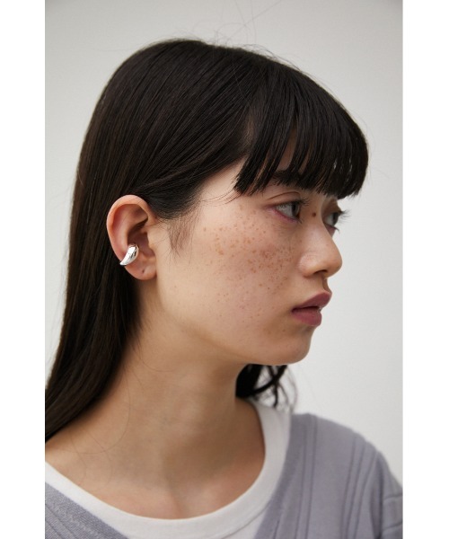 AZUL by moussy（アズールバイマウジー）の「CHUNKY METAL EARCUFF SET/チャンキーメタルイヤーカフセット（ピアス（両耳用）・レディース・ゴールド系その他/シルバー・FREE）」の11枚目の写真