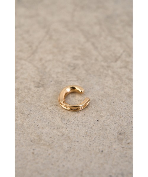 AZUL by moussy（アズールバイマウジー）の「CHUNKY METAL EARCUFF SET/チャンキーメタルイヤーカフセット（ピアス（両耳用）・レディース・ゴールド系その他/シルバー・FREE）」の5枚目の写真