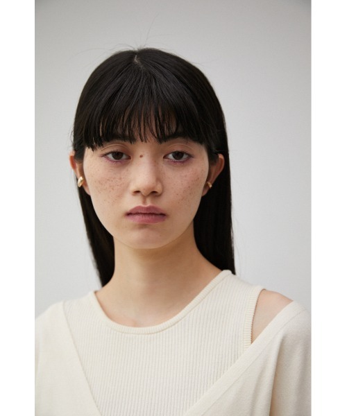 AZUL by moussy（アズールバイマウジー）の「CHUNKY METAL EARCUFF SET/チャンキーメタルイヤーカフセット（ピアス（両耳用）・レディース・ゴールド系その他/シルバー・FREE）」の16枚目の写真