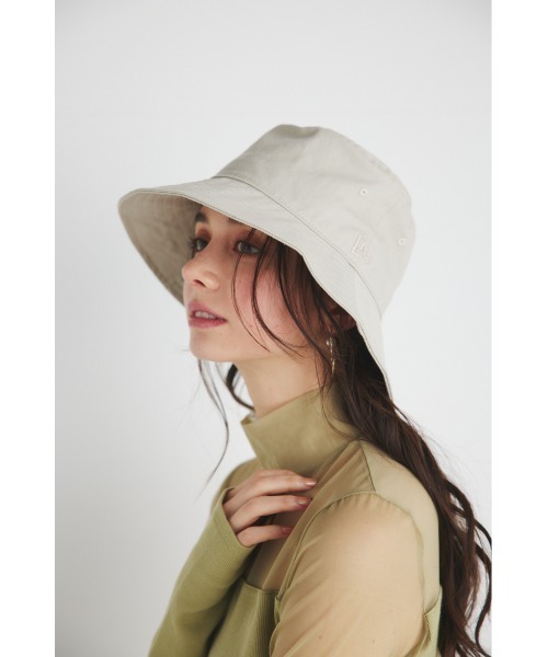 rienda（リエンダ）の「NEW ERA×riendaブレードバケットハット（ハット・レディース・ベージュ/ブラック・FREE）」の7枚目の写真