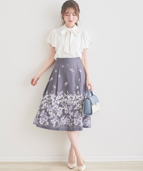 LAISSE PASSE（レッセパッセ）の「シャドーフラワーパネルスカート 