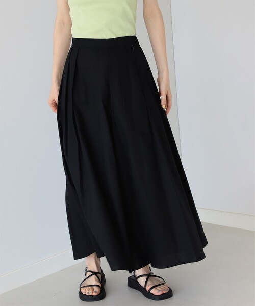 Ray BEAMS（レイビームス）の「Ray BEAMS / 綿麻 タック フレア スカート（スカート・レディース・ブラック/レッド/ブルー・1/0）」の7枚目の写真