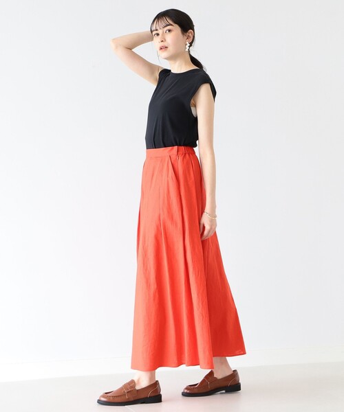 Ray BEAMS（レイビームス）の「Ray BEAMS / 綿麻 タック フレア スカート（スカート・レディース・ブラック/レッド/ブルー・1/0）」の16枚目の写真