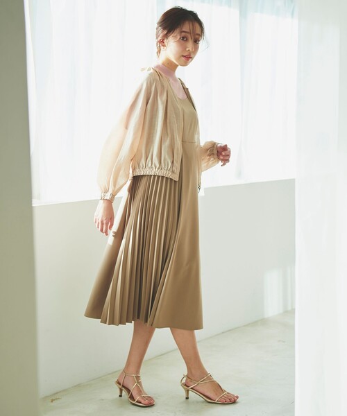 Feroux(フェルゥ)の「【洗える】プリーツコンビ ジャンパースカート(スカート・レディース・ベージュ系/スカイブルー系/ネイビー系・2/1)」の16枚目の写真