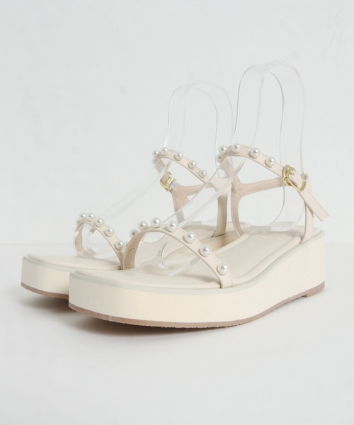 tocco closet（トッコ　クローゼット）の「パールストラップ付き厚底サンダル（サンダル・レディース・ブラック/アイボリー・L/S/M）」の13枚目の写真