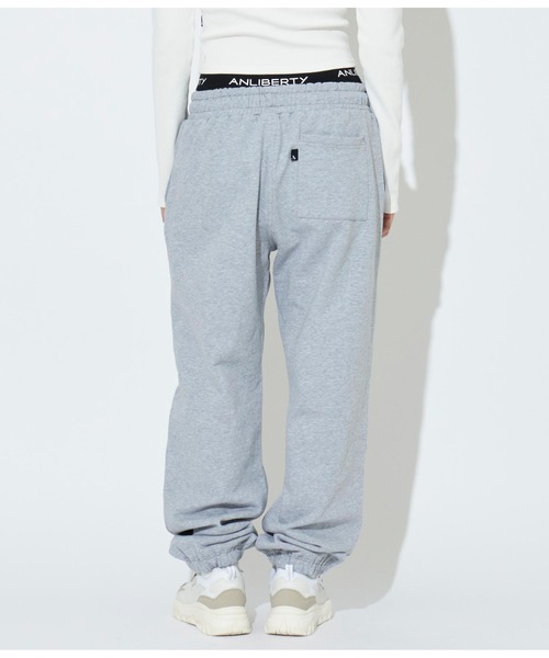 ANLIBERTY ANAP(アンリバティアナップ)の「ANLIBERTYベーシックロゴスウェットジョガーパンツ【ユニセックス】(スウェットパンツ・レディース・グレー/ブラック/ラベンダー・S/M)」の5枚目の写真