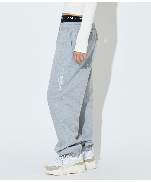 ANLIBERTY ANAP(アンリバティアナップ)の「ANLIBERTYベーシックロゴスウェットジョガーパンツ【ユニセックス】(スウェットパンツ・レディース・グレー/ブラック/ラベンダー・S/M)」の7枚目の写真