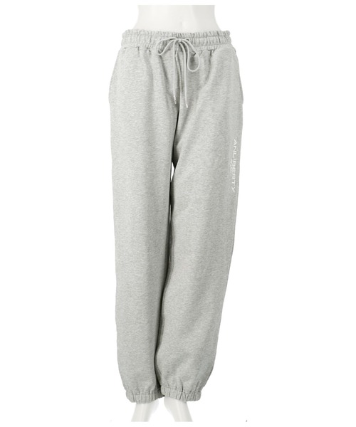 ANLIBERTY ANAP(アンリバティアナップ)の「ANLIBERTYベーシックロゴスウェットジョガーパンツ【ユニセックス】(スウェットパンツ・レディース・グレー/ブラック/ラベンダー・S/M)」の15枚目の写真