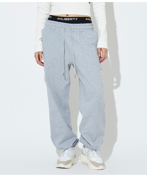 ANLIBERTY ANAP(アンリバティアナップ)の「ANLIBERTYベーシックロゴスウェットジョガーパンツ【ユニセックス】(スウェットパンツ・レディース・グレー/ブラック/ラベンダー・S/M)」の14枚目の写真