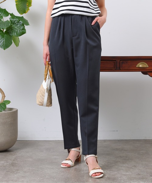 Chez toi(シェトワ)の「ウエストラメゴムイージーテーパードパンツ(その他パンツ・レディース・ベージュ/カーキ/ブラック・FREE)」の4枚目の写真