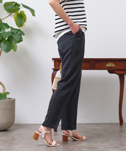 Chez toi(シェトワ)の「ウエストラメゴムイージーテーパードパンツ(その他パンツ・レディース・ベージュ/カーキ/ブラック・FREE)」の20枚目の写真