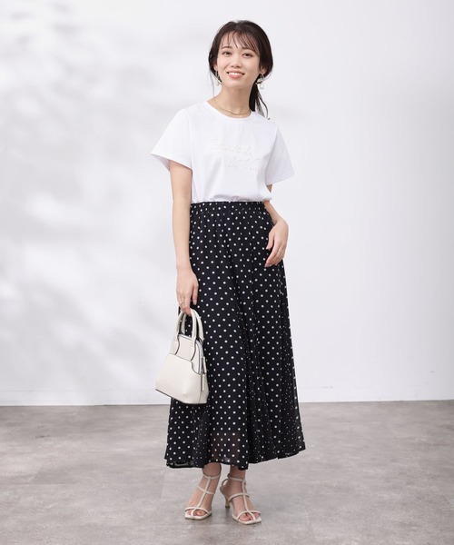 Chez toi(シェトワ)の「機能素材ラメロゴT(Tシャツ/カットソー・レディース・ブラック/グレイッシュベージュ/オフホワイト・FREE)」の20枚目の写真