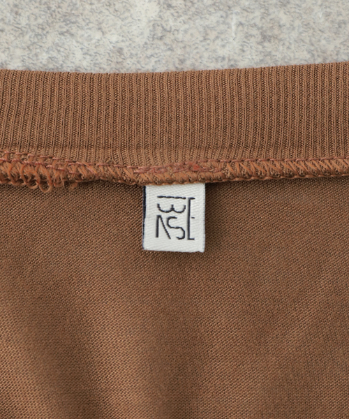 BASERANGE(ベースレンジ)の「【BASERANGE/ベースレンジ】CORE TEE SHIRT:Tシャツ(Tシャツ/カットソー・レディース・ブラウン系その他/ブラック/ピンク・SMALL)」の14枚目の写真