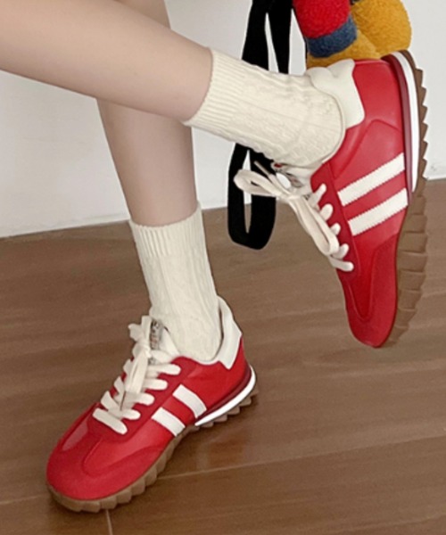 Vipoa(ヴィポア)の「カジュアルラインコンパクトローカットスニーカー(スニーカー・レディース・レッド/アイボリー/ブラック・SMALL/MEDIUM/LARGE)」の16枚目の写真