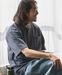 メンズのTシャツ/カットソー（ブルー・ネイビー/青色系・ヘンリー