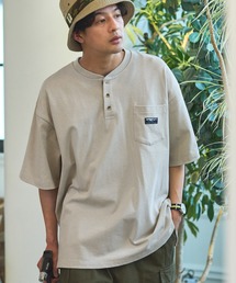 THE CRAFT CREW PRODUCTS（ザクラフトクループロダクツ）の「ヘビーウェイトファンクショナルファブリック ビッグシルエット ヘンリーネックポケット半袖Tシャツ   抗菌・防臭【THE CRAFT CREW PRODUCTS】（Tシャツ/カットソー）」