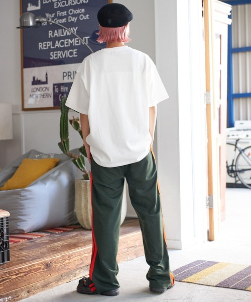 PBLIM（ページボーイリム）の「PBLIM/トラックラインパンツ（スウェットパンツ・レディース・ブルー/ブラック/グリーン・LARGE/MEDIUM）」の17枚目の写真