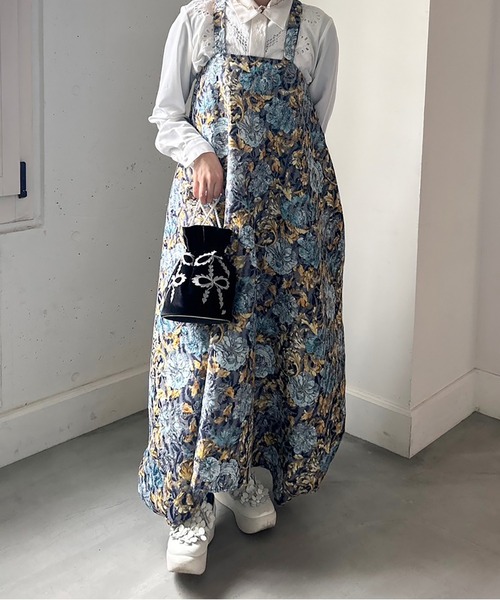 Casselini(キャセリーニ)の「Casselini(キャセリーニ)スカラップエンブロイダリー巾着(ハンドバッグ・レディース・ピンク/ブラック/アイボリー/ブルー/スモークピンク・FREE)」の11枚目の写真