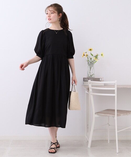 couture brooch（クチュールブローチ）の「◆【シンプルでも華やか見え。】カラーリネン混ワンピース（ワンピース・レディース・ベージュ/ブラック/レッド系1・38/40/42）」の5枚目の写真