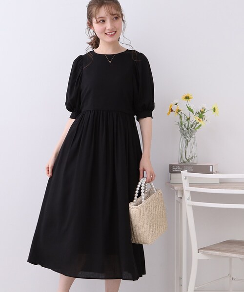 couture brooch（クチュールブローチ）の「◆【シンプルでも華やか見え。】カラーリネン混ワンピース（ワンピース・レディース・ベージュ/ブラック/レッド系1・38/40/42）」の8枚目の写真