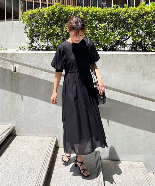 couture brooch（クチュールブローチ）の「◆【シンプルでも華やか見え。】カラーリネン混ワンピース（ワンピース・レディース・ベージュ/ブラック/レッド系1・38/40/42）」の11枚目の写真