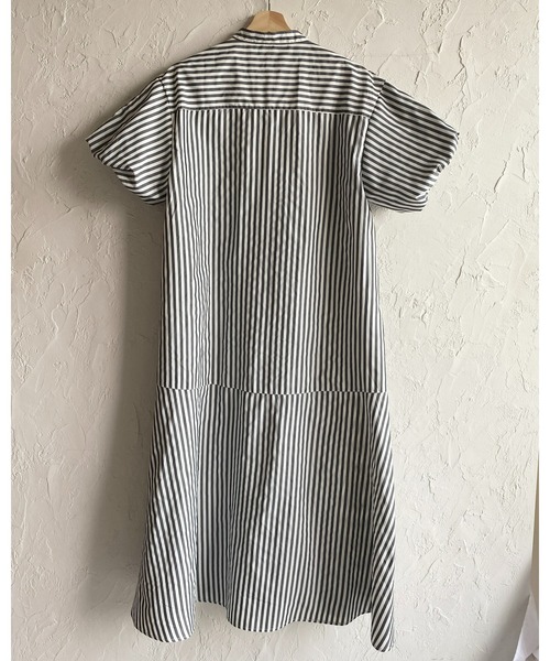 She's Closet(シーズクローゼット)の「バンドカラーボリュームスリーブ半袖マーメイドストライプロングシャツワンピース(シャツワンピース・レディース・ネイビー/ライトブルー/ブラック・FREE)」の12枚目の写真