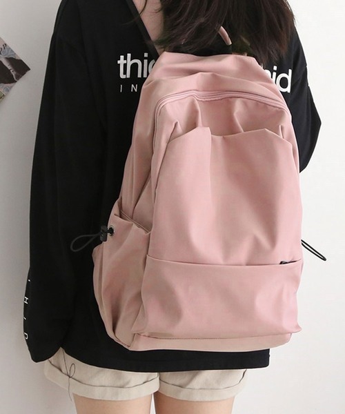 florist（フローリスト）の「【A4対応/軽量】【撥水】ふっくらギャザーがかわいいシンプルナイロンリュックサック/バックパック（バックパック/リュック・レディース・ブラック/ブルー/ピンク/ライトグレー・FREE）」の4枚目の写真